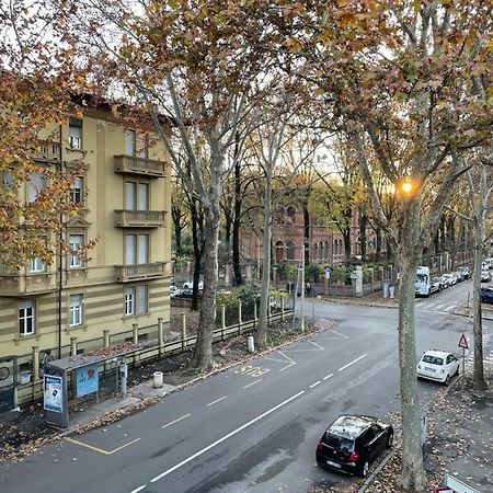 Un Balcone Sul Centro Storico Apartment Reggio Emilia Ngoại thất bức ảnh