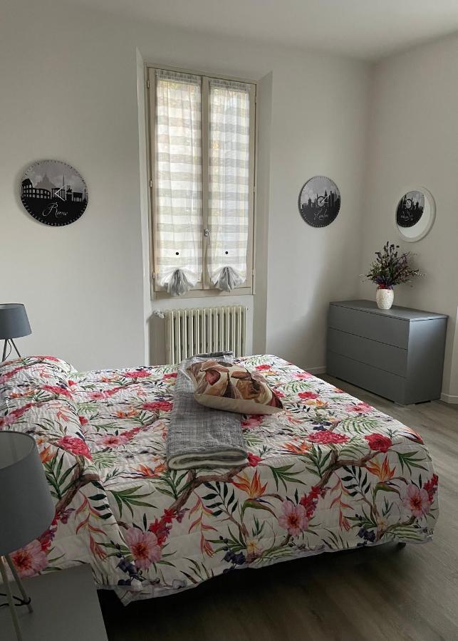 Un Balcone Sul Centro Storico Apartment Reggio Emilia Ngoại thất bức ảnh